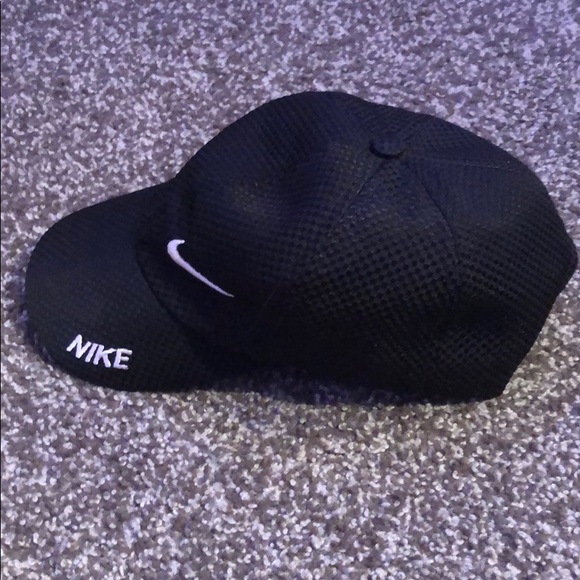 Hat - Picture 2 of 3